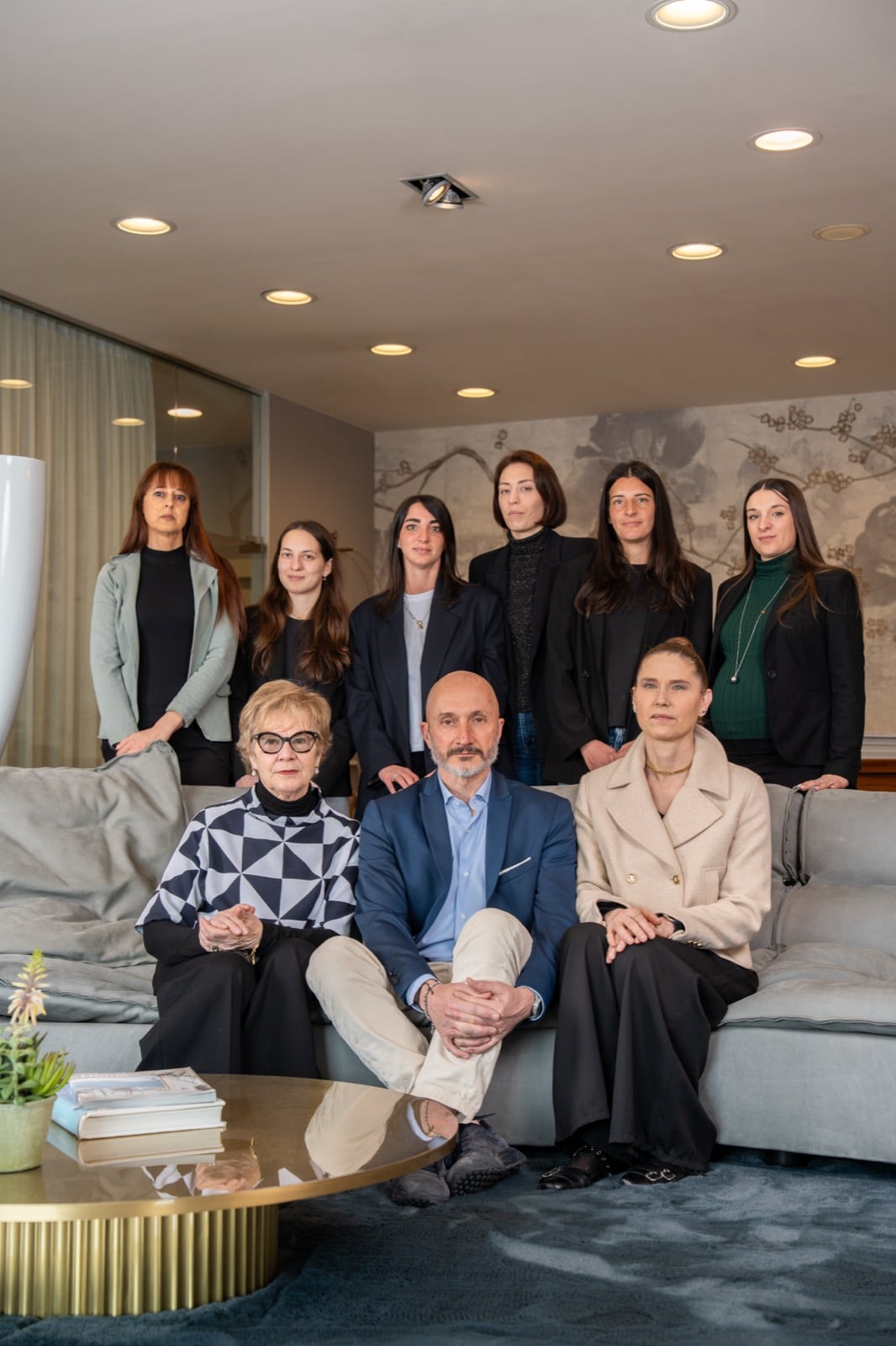 L'Arch. Sergio Besozzi con il team nello showroom Casa & Giardino